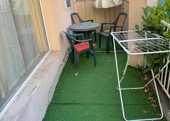 центр солнечного берега 公寓