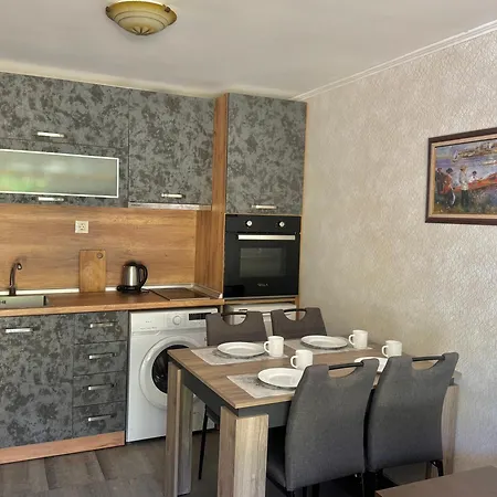 Apartment иглика апарт Nesebar